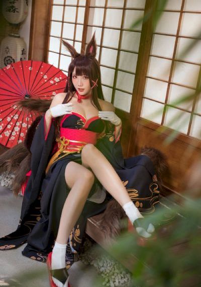 欧美超模街拍t台_BD英语在线观看完整版