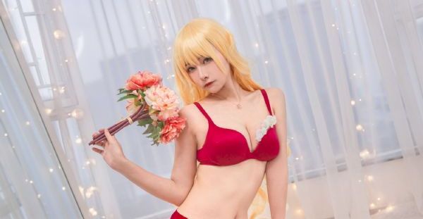 高清精品美女在线播放_HD电影在线看