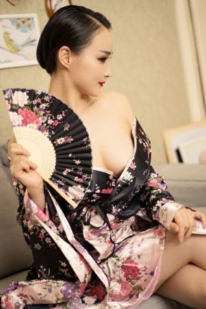 欧美浪漫婚礼图片唯美_1080免费在线观看
