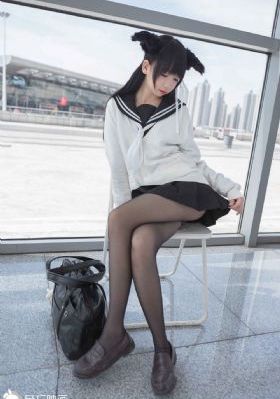 国产嫩模塑身衣_HD完整视频观看