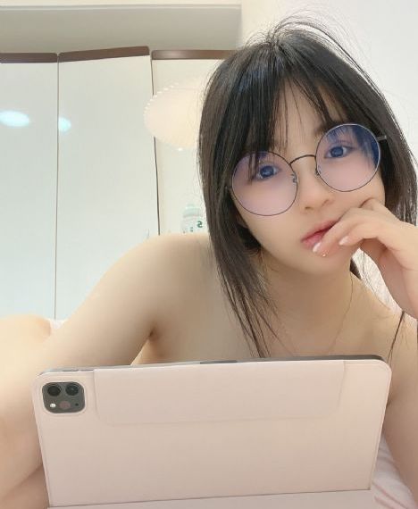 高清欧美帅哥头像_720迅雷电影在线