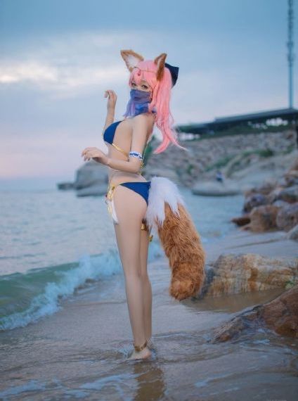 www欧美色图_1080神马影院手机在线