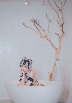 久久人妻无码一区二区_HD完整版观看