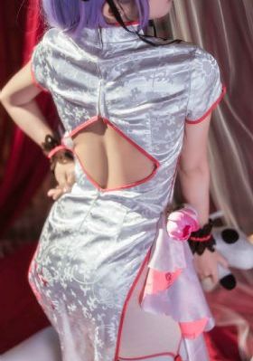 欧美时尚情趣内衣秀_高清电影完整版